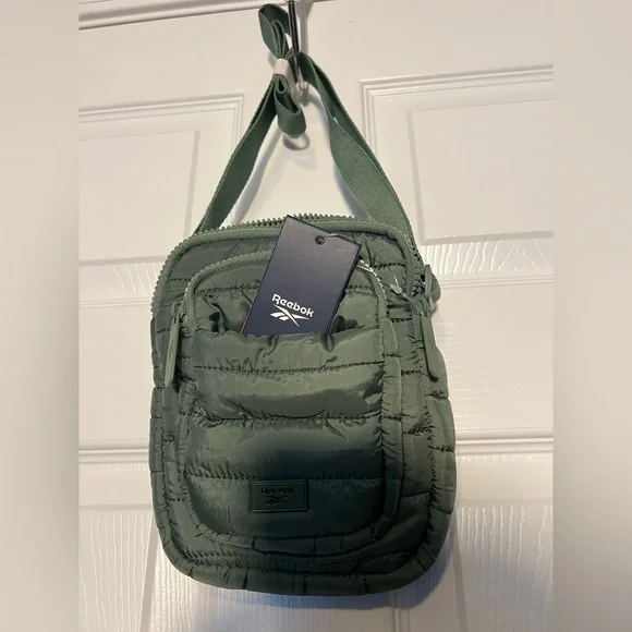 Reebok Andrea Crossbody - NEW - Picture 1 of 6